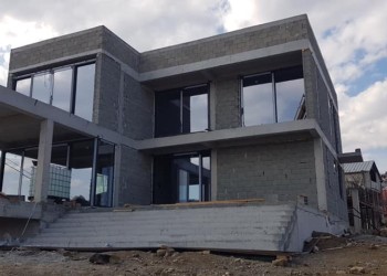 RESIDENTIAL HOUSE in nafetvrebi